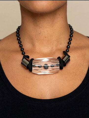 DG Long Barrel Crystal Choker